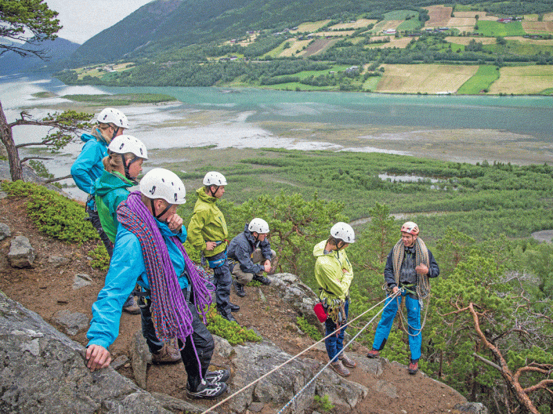 mountain climbing course in Lom and Jotunheimen
